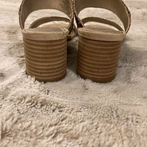: : ANNE KLEIN NEW Faux Snake Skin Sandals with Chunky Heels : : - Picture 9 of 13